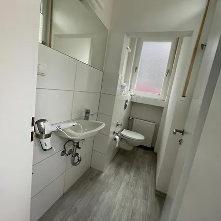 Moderne Und Gemuetliches Im Eg Mit Eigenem Zugang In Guter Wohnlage Apartment